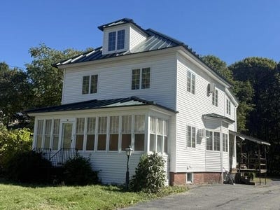 /international/us/6-colonial-street-waterville-me-110120119805/