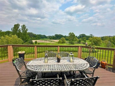 /international/us/5250-yvette-street-greenfield-mn-110099400984/