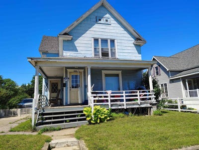 /international/us/308-s-19th-escanaba-mi-110101093801/