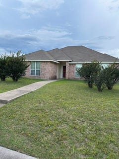 /international/us/201-wildcat-drive-lacy-lakeview-tx-110108359371/
