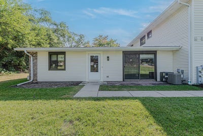 /international/us/119-brewster-court-bloomingdale-il-110110028327/