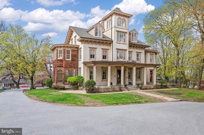 /international/us/99-starr-street-phoenixville-pa-110098954793/