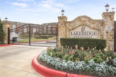 /international/us/1198-jones-butler-road-college-station-tx-110105961215/