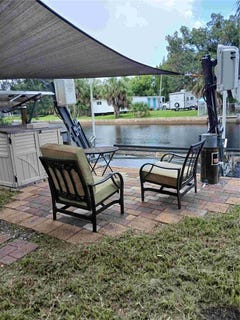 /international/us/14633-williams-lane-hudson-fl-110104342470/