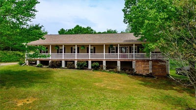 /international/us/466-mile-creek-road-pickens-sc-110107287998/