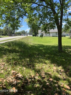 /international/us/elm-street-e-hampton-sc-110093278127/
