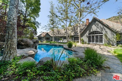 /international/us/600-e-carlisle-rd-thousand-oaks-ca-110101136788/