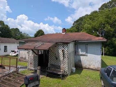 /international/us/312-pine-street-lafayette-ga-110108069464/