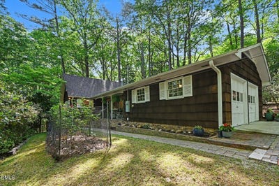 /international/us/203-wood-circle-chapel-hill-nc-110107506195/