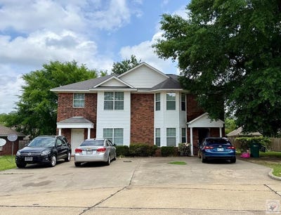 /international/us/401-403-cheyenne-pl-texarkana-tx-110107842034/