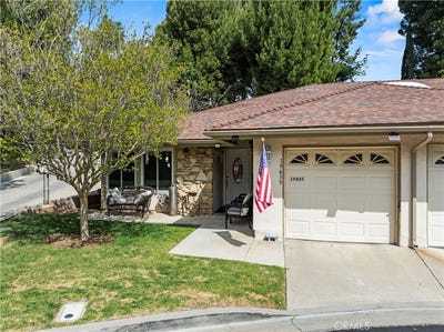 /international/us/19439-oak-crossing-road-newhall-ca-110099390534/