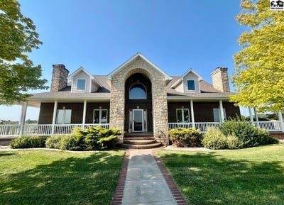 /international/us/1310-e-arlington-rd-hutchinson-ks-110107193926/