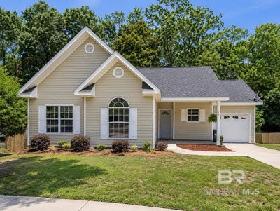 /international/us/156-mershon-street-fairhope-al-110108168427/