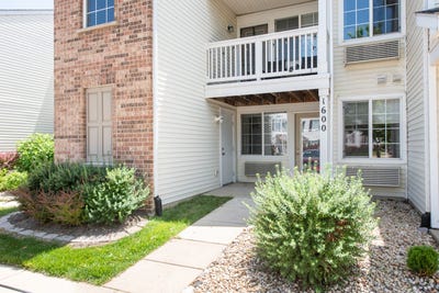 /international/us/1600-mcclure-road-aurora-il-110108543452/