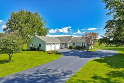 /international/us/286-phillips-road-webster-ny-110110191245/