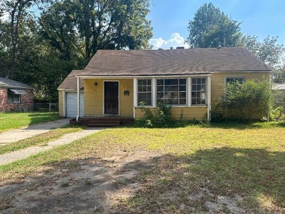 /international/us/1525-holly-street-blytheville-ar-110119910588/