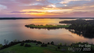 /international/us/00-frees-creek-drive-jenkinsville-sc-110098670498/