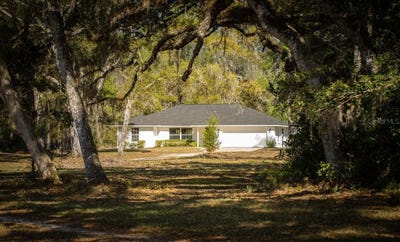 /international/us/957-ne-354th-avenue-old-town-fl-110106804041/