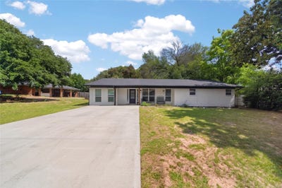 /international/us/614-colonial-drive-athens-tx-110108167001/