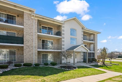 /international/us/9130-w-95th-street-hickory-hills-il-110108492227/