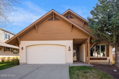 /international/us/1152-n-village-circle-midway-ut-110106817806/