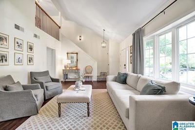 /international/us/3846-overton-manor-lane-birmingham-al-110108388170/