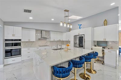 /international/us/8551-nw-53rd-ct-coral-springs-fl-110097694248/?lang=id