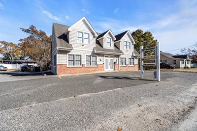 /international/us/2597-hooper-avenue-brick-nj-110103363496/