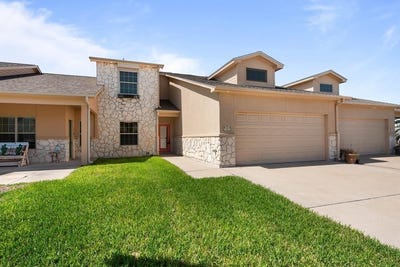/international/us/12-olde-towne-ln-rockport-tx-110097917274/