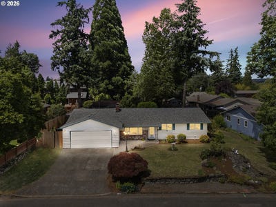 /international/us/1040-ne-12th-pl-canby-or-110108752896/