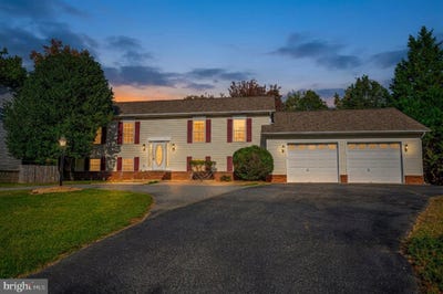 /international/us/10705-brittany-court-fredericksburg-va-110120856405/
