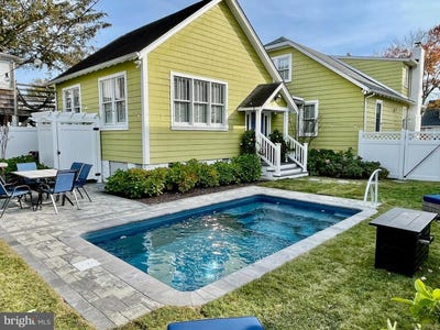 /international/us/45-baltimore-ave-rehoboth-beach-de-110103520257/