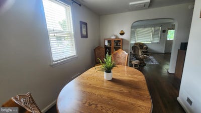 /international/us/8325-bear-creek-drive-dundalk-md-110101436011/