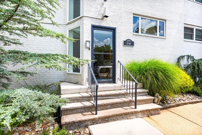 /international/us/138-bodman-place-red-bank-nj-110101365147/
