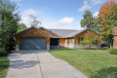 /international/us/43421-vista-road-isle-mn-110102736637/