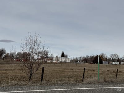 /international/us/tbd-hwy-26-richfield-id-110098216778/