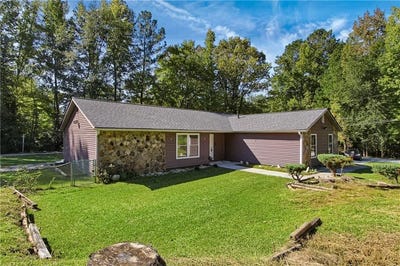 /international/us/5683-cape-cod-lane-lithonia-ga-110120636037/