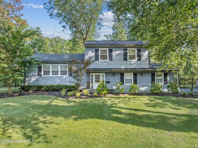 /international/us/28-high-point-road-lincroft-nj-110101112419/