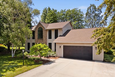 /international/us/3912-pineview-ct-sheboygan-wi-110100592092/