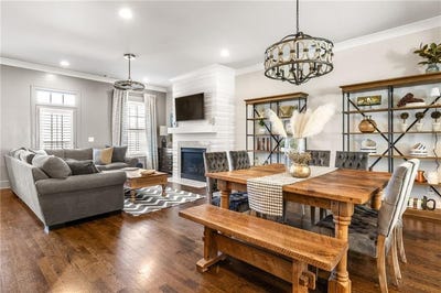 /international/us/120-clover-court-roswell-ga-110098928597/