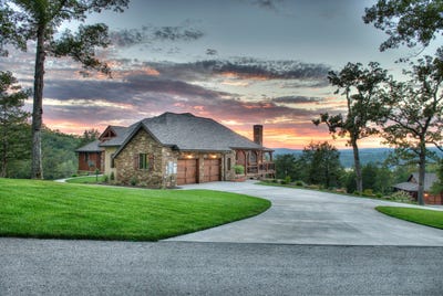 /international/us/71-lodge-circle-galena-mo-110107396808/