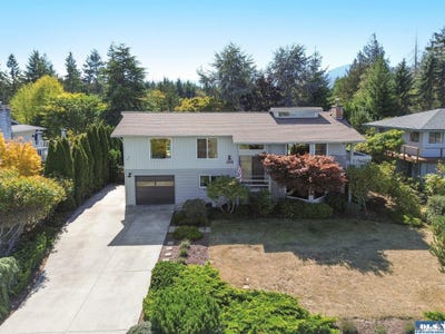 /international/us/103-island-view-rd-port-angeles-wa-110108501021/