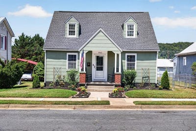 /international/us/1965-chestnut-ave-buena-vista-va-110109215824/