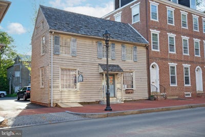 /international/us/408-s-state-street-dover-de-110107665941/