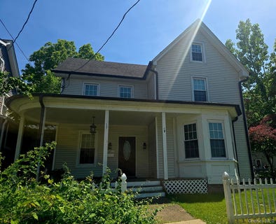 /international/us/145-w-main-street-walden-ny-110108747010/