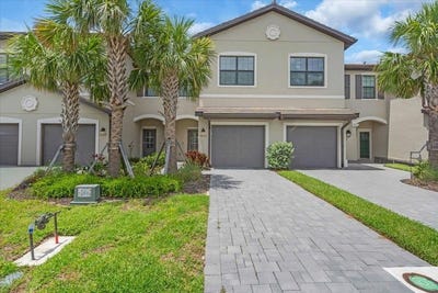 /international/us/15131-sunny-day-drive-bradenton-fl-110100214166/