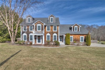 /international/us/154-lincoln-avenue-barrington-ri-110106619917/