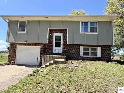 /international/us/2613-dogwood-court-sedalia-mo-110106767599/