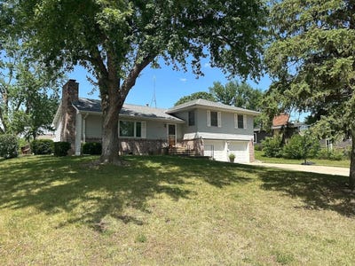 /international/us/1110-olive-ave-hebron-ne-110108198796/