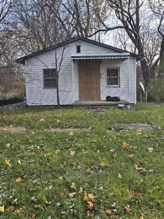 /international/us/2221-howard-avenue-flint-mi-110103525930/